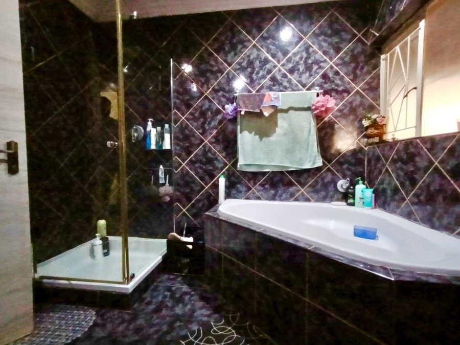 3 Bedroom Property for Sale in Dal Fouche Gauteng