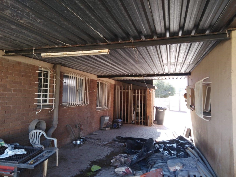 3 Bedroom Property for Sale in Dal Fouche Gauteng