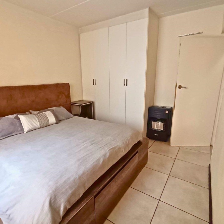 2 Bedroom Property for Sale in Bardene Gauteng
