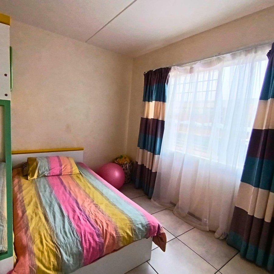 2 Bedroom Property for Sale in Bardene Gauteng