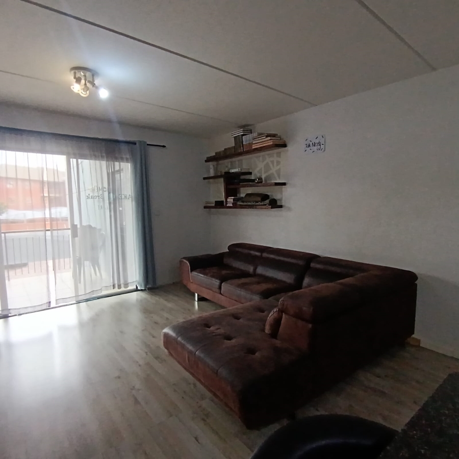 2 Bedroom Property for Sale in Bardene Gauteng