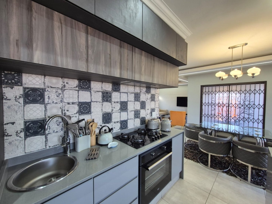 3 Bedroom Property for Sale in Helderwyk Gauteng