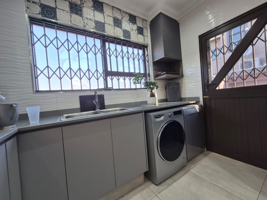3 Bedroom Property for Sale in Helderwyk Gauteng