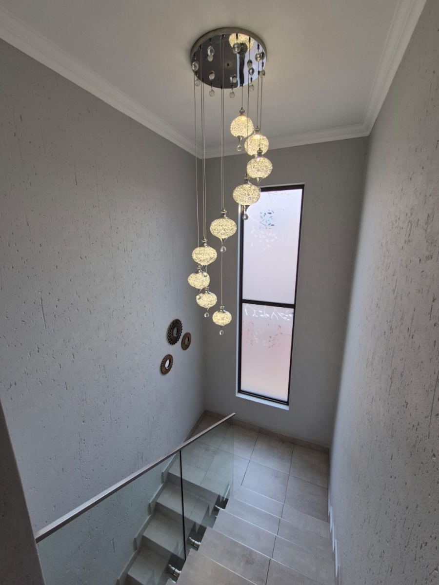 3 Bedroom Property for Sale in Helderwyk Gauteng