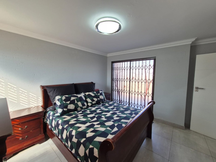 3 Bedroom Property for Sale in Helderwyk Gauteng