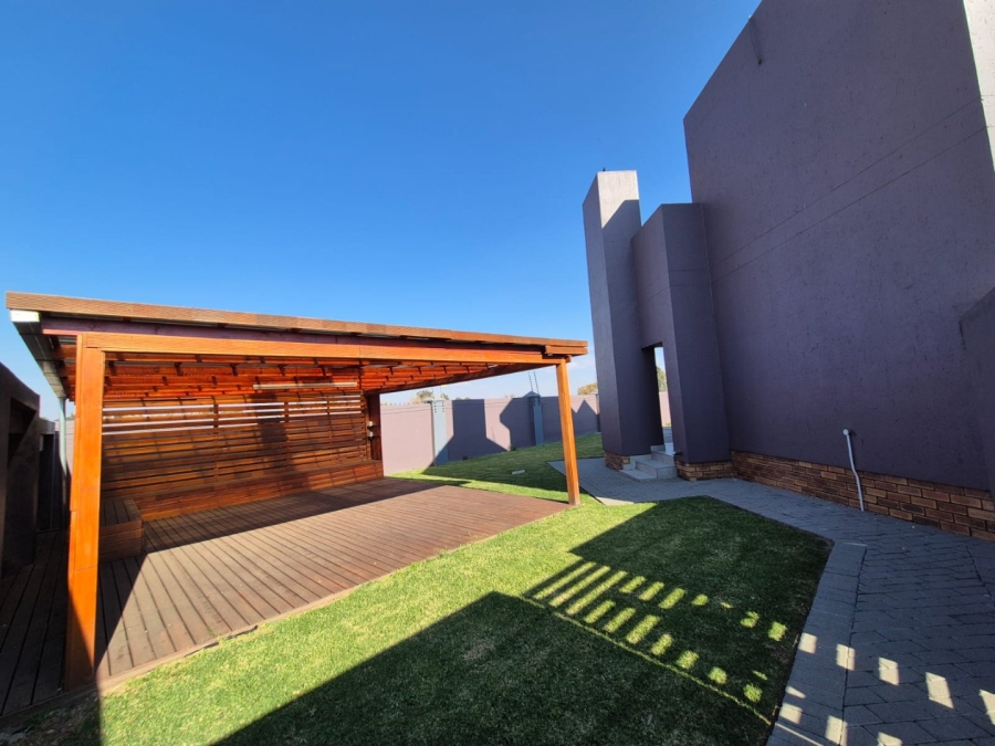 3 Bedroom Property for Sale in Helderwyk Gauteng