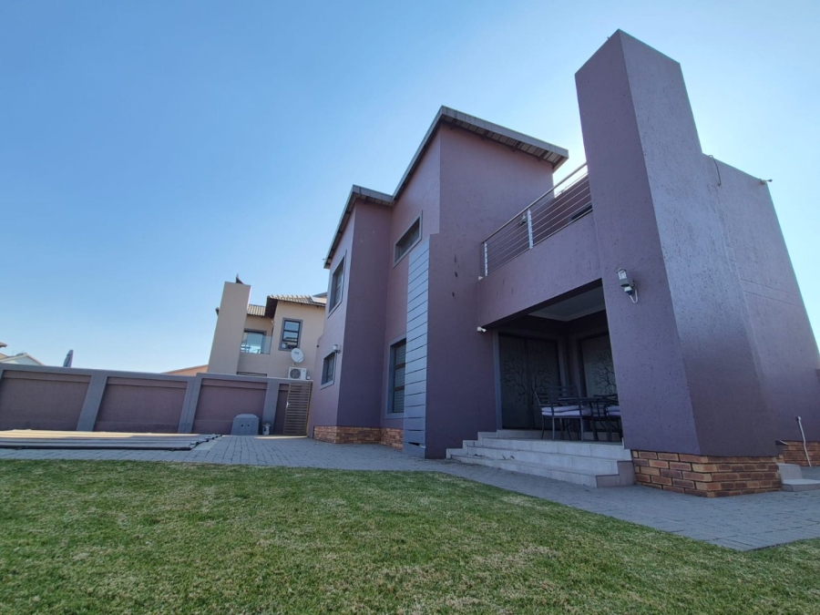 3 Bedroom Property for Sale in Helderwyk Gauteng