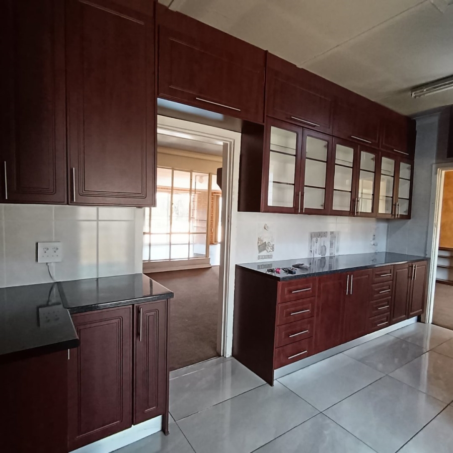 4 Bedroom Property for Sale in Selection Park Gauteng