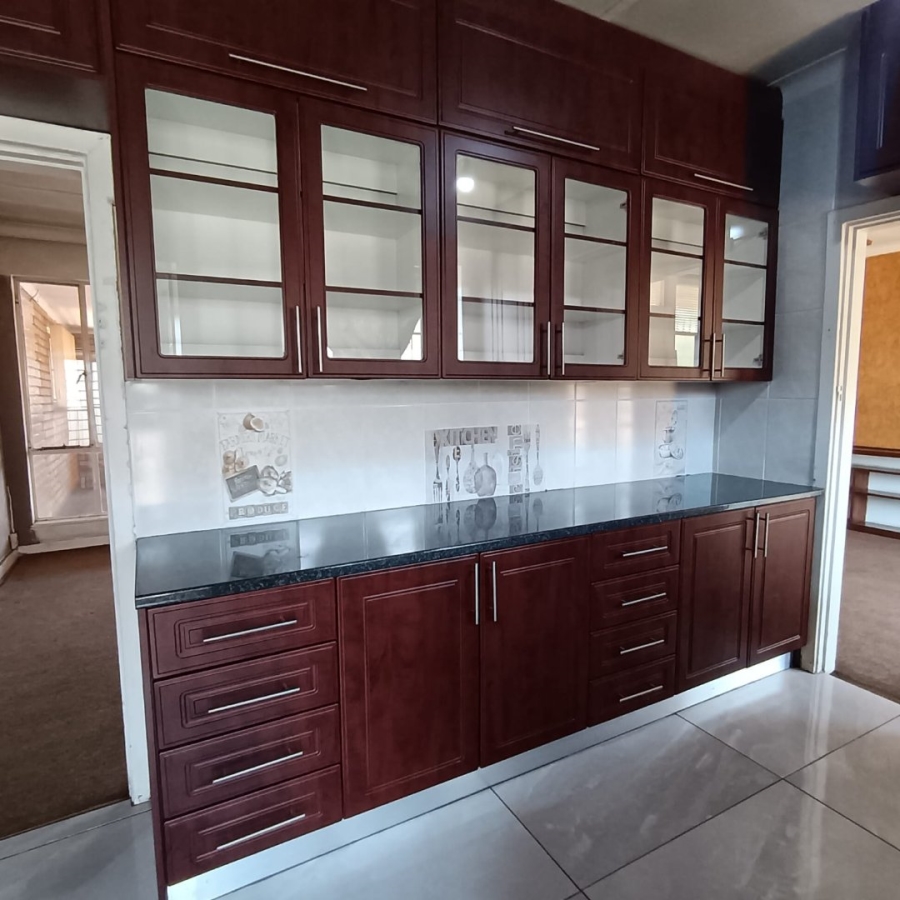 4 Bedroom Property for Sale in Selection Park Gauteng