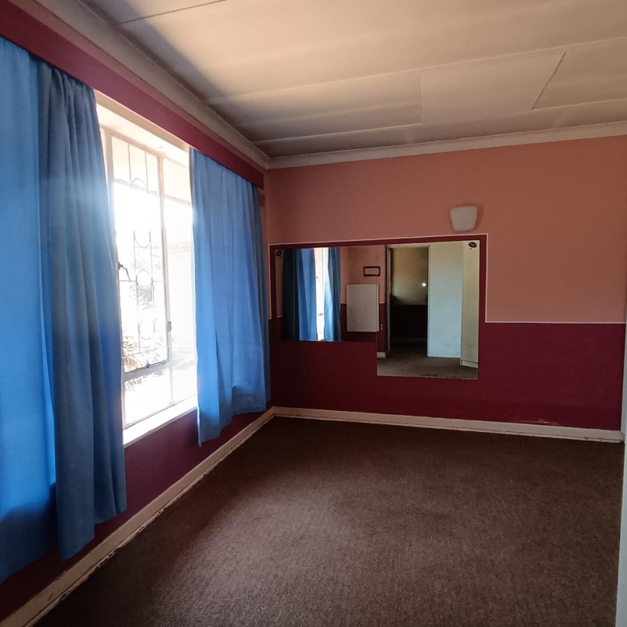 4 Bedroom Property for Sale in Selection Park Gauteng