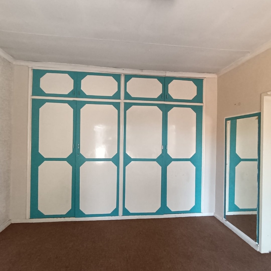 4 Bedroom Property for Sale in Selection Park Gauteng