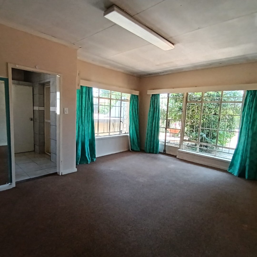 4 Bedroom Property for Sale in Selection Park Gauteng