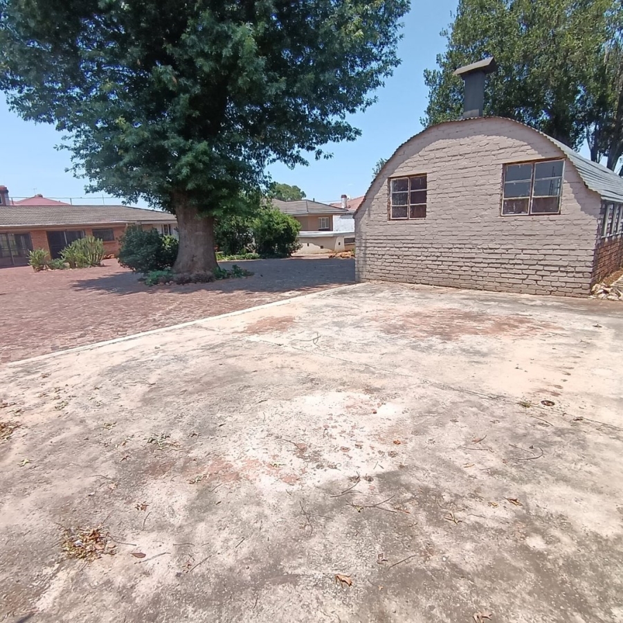 4 Bedroom Property for Sale in Selection Park Gauteng