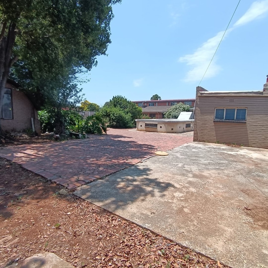 4 Bedroom Property for Sale in Selection Park Gauteng