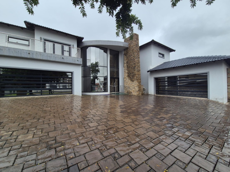 6 Bedroom Property for Sale in Helderwyk Gauteng