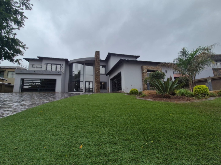 6 Bedroom Property for Sale in Helderwyk Gauteng