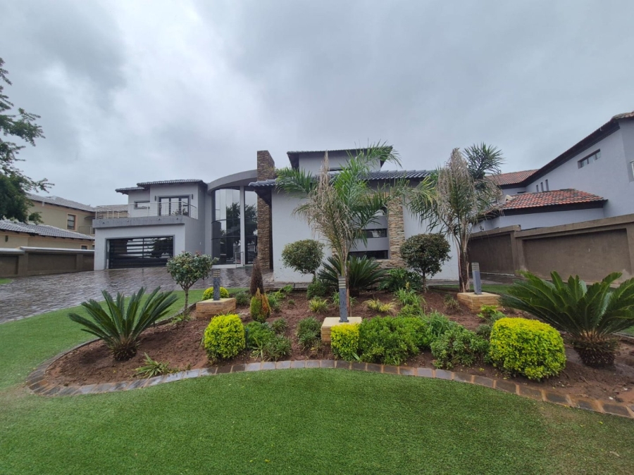 6 Bedroom Property for Sale in Helderwyk Gauteng