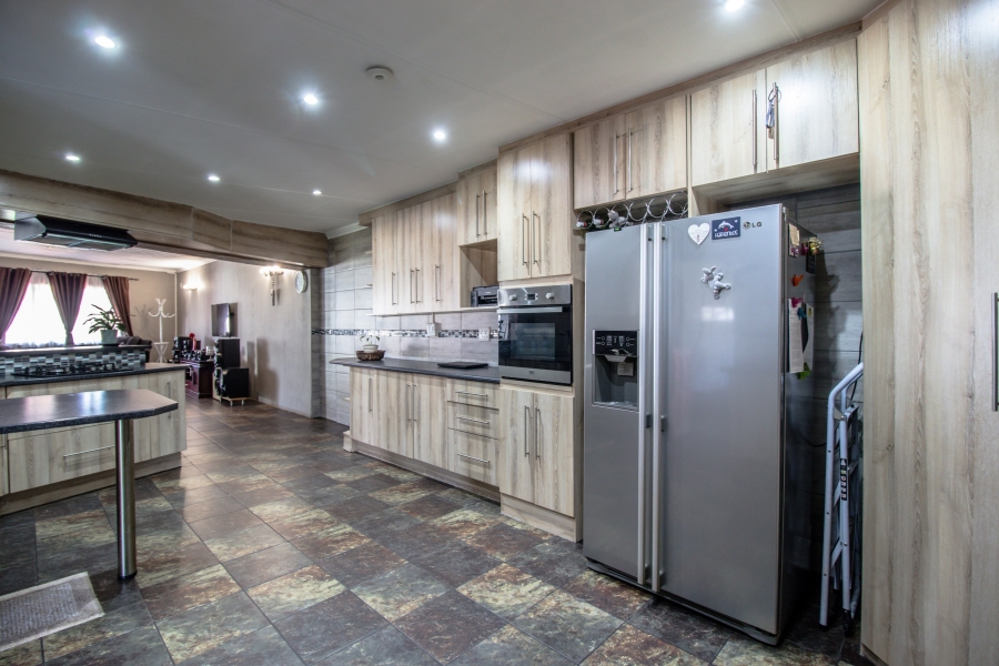 4 Bedroom Property for Sale in Van Dyk Park Gauteng