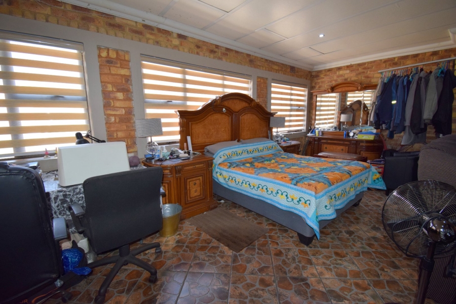 3 Bedroom Property for Sale in Brakpan Central Gauteng
