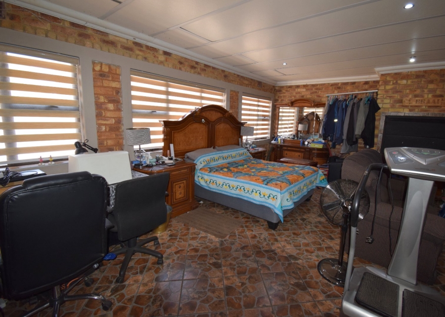 3 Bedroom Property for Sale in Brakpan Central Gauteng