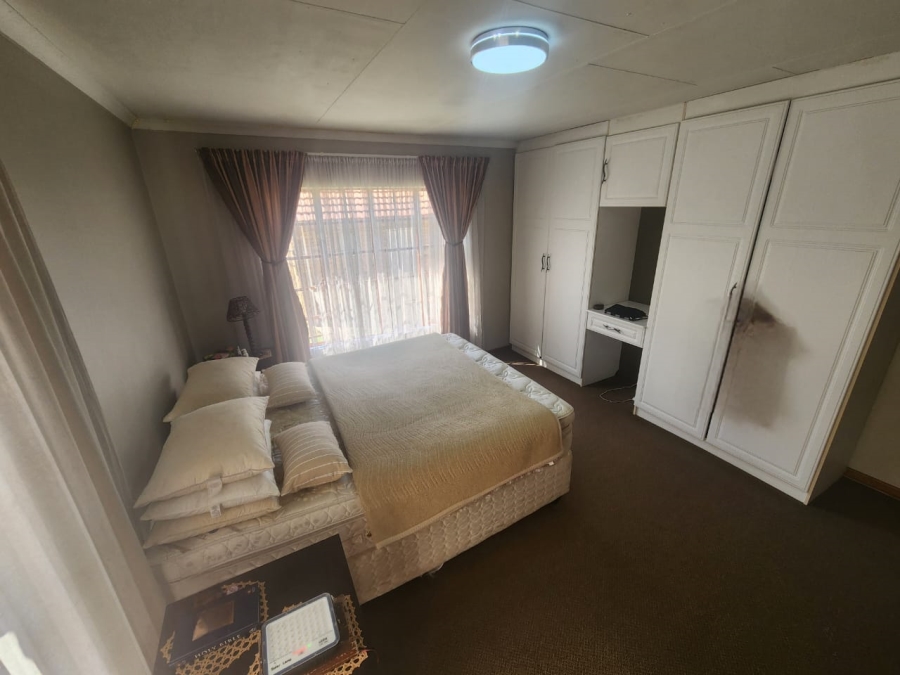 0 Bedroom Property for Sale in Bredell Gauteng