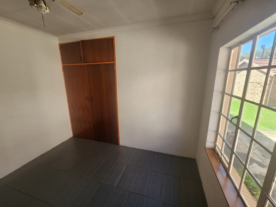 0 Bedroom Property for Sale in Bredell Gauteng