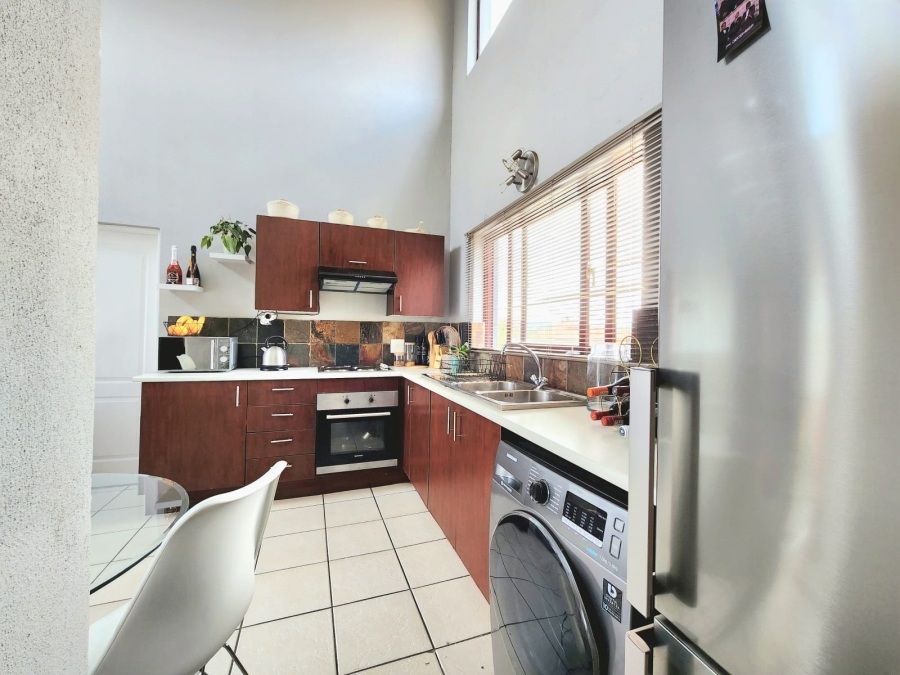 2 Bedroom Property for Sale in Honeydew Gauteng
