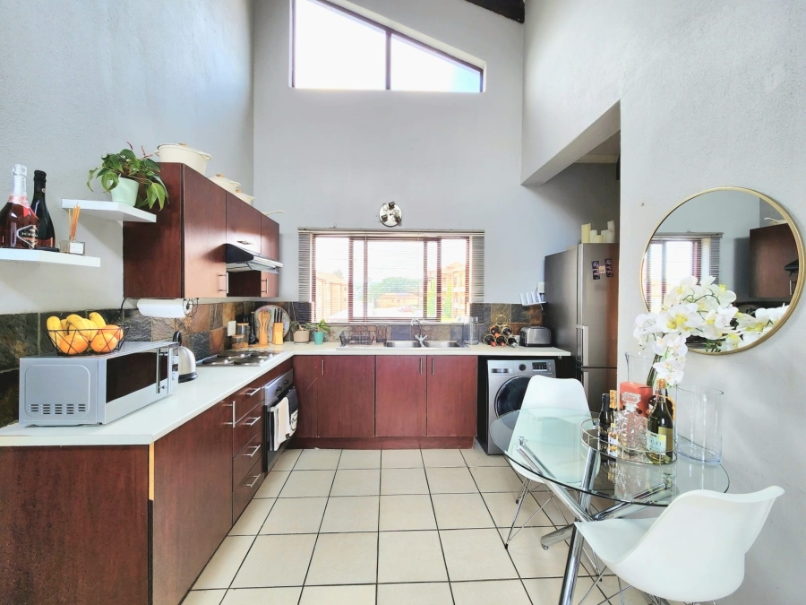 2 Bedroom Property for Sale in Honeydew Gauteng