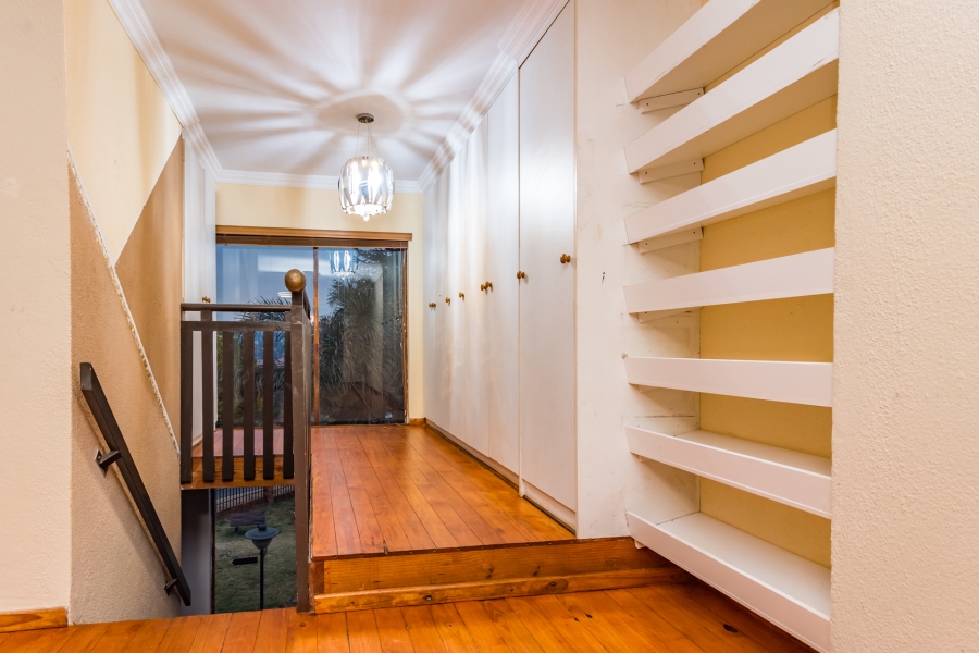4 Bedroom Property for Sale in Wilro Park Gauteng