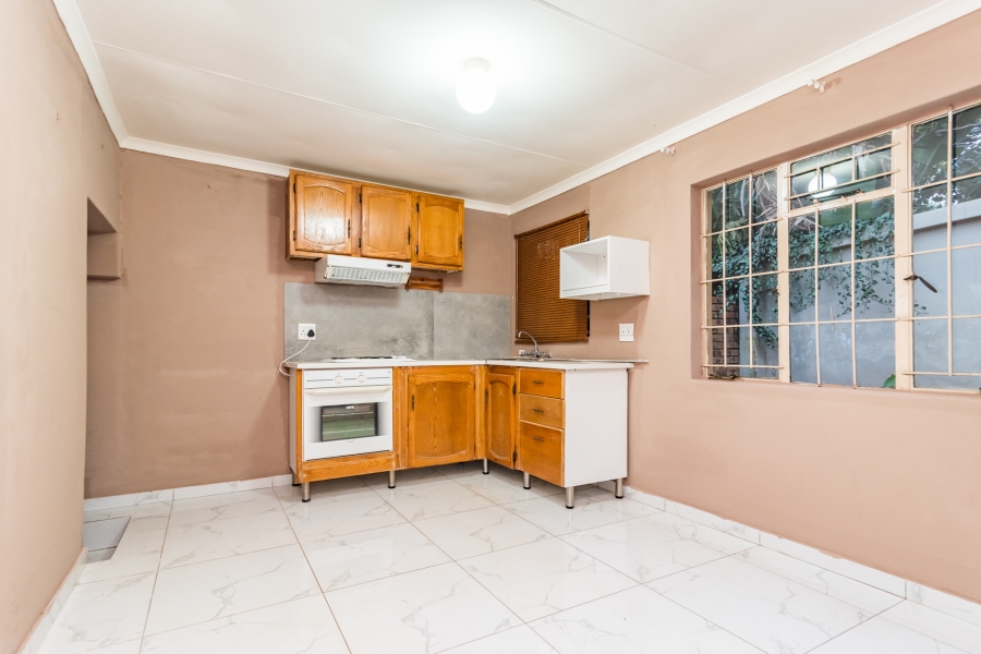 4 Bedroom Property for Sale in Wilro Park Gauteng