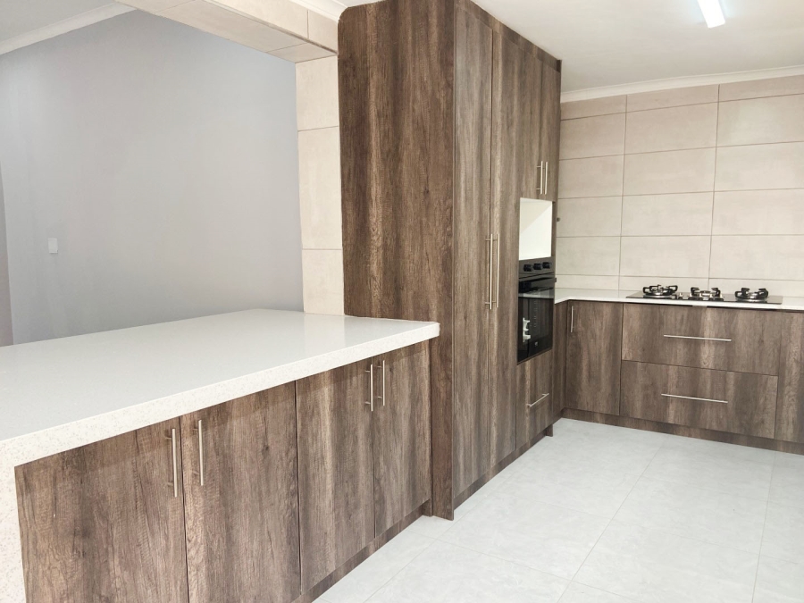 To Let 3 Bedroom Property for Rent in Ferndale Gauteng