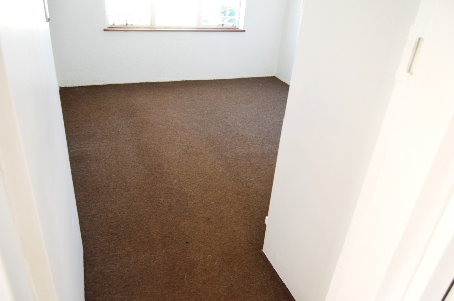 To Let 3 Bedroom Property for Rent in Roodekrans Gauteng