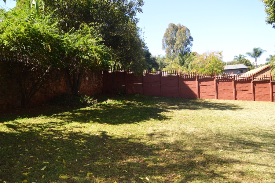 To Let 3 Bedroom Property for Rent in Roodekrans Gauteng