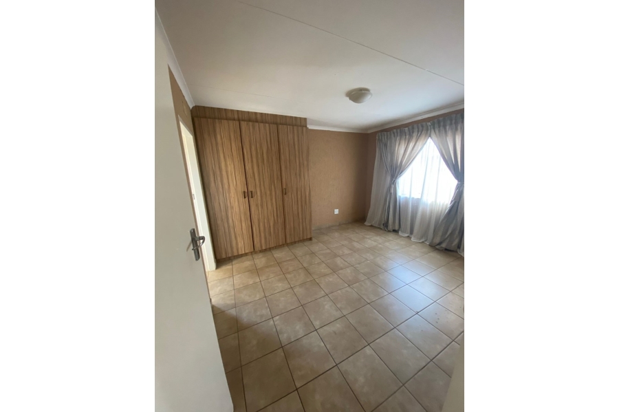 3 Bedroom Property for Sale in Albertsdal Gauteng
