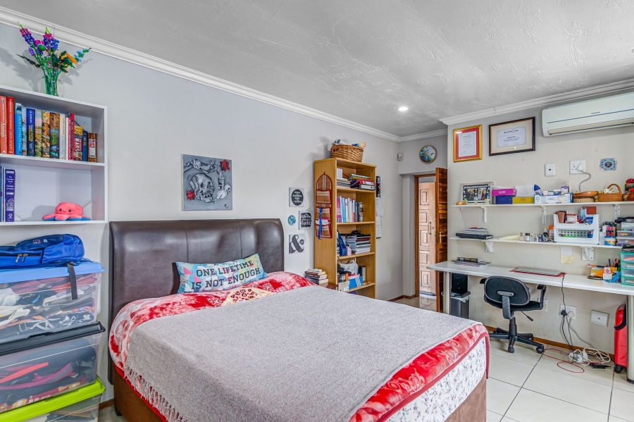 4 Bedroom Property for Sale in North Riding Gauteng