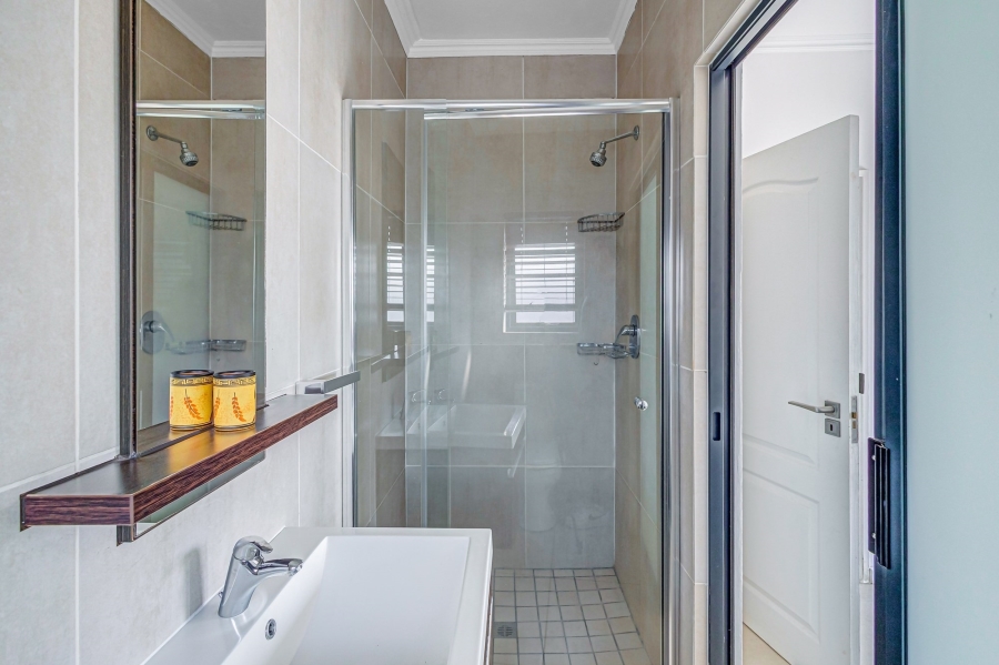 2 Bedroom Property for Sale in Fourways Gauteng