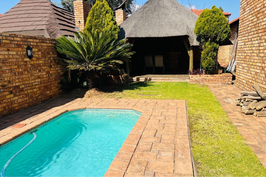 To Let 3 Bedroom Property for Rent in Kyalami Gauteng