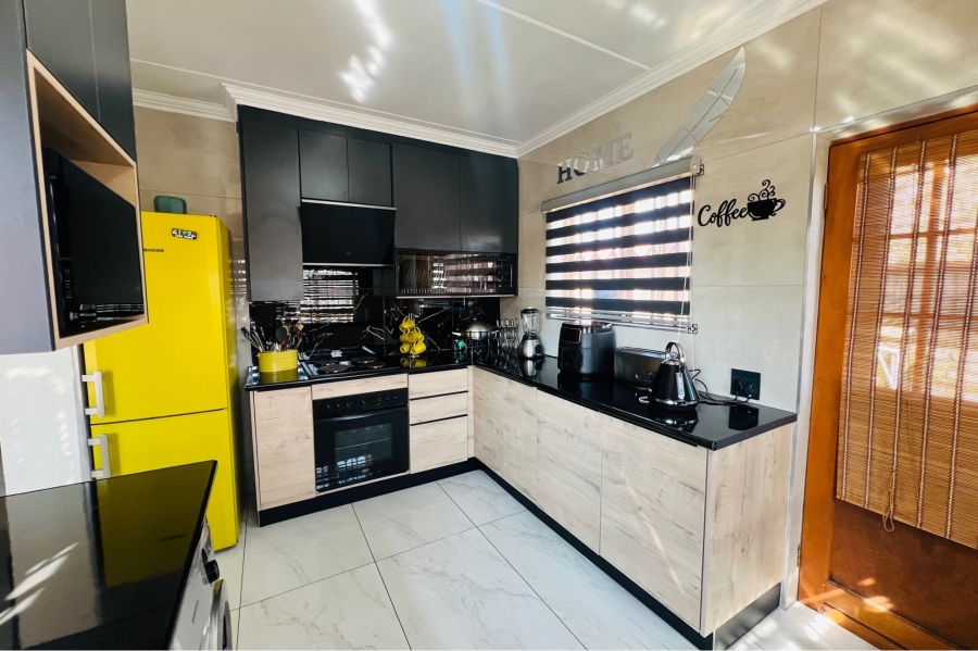 To Let 3 Bedroom Property for Rent in Kyalami Gauteng