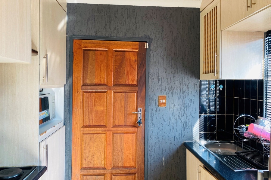 2 Bedroom Property for Sale in Soshanguve VV Gauteng