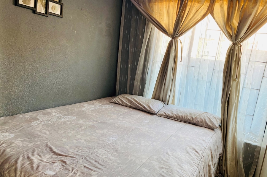 2 Bedroom Property for Sale in Soshanguve VV Gauteng