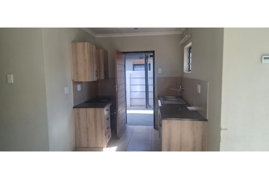 To Let 3 Bedroom Property for Rent in Albertsdal Gauteng