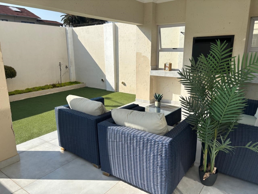 3 Bedroom Property for Sale in Edenvale Central Gauteng