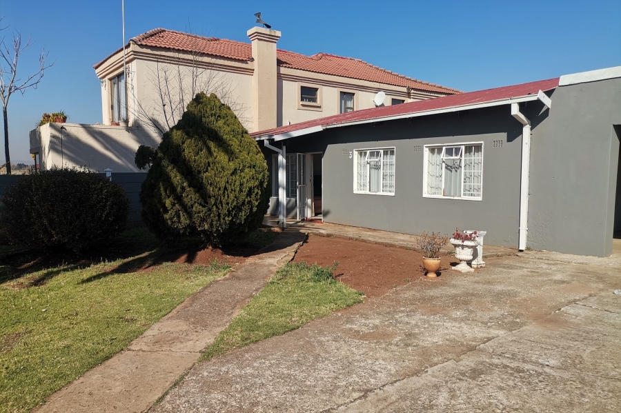 3 Bedroom Property for Sale in Klipspruit West Gauteng