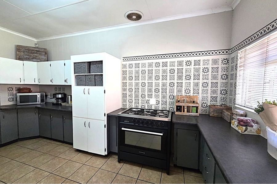 4 Bedroom Property for Sale in Magalieskruin Gauteng