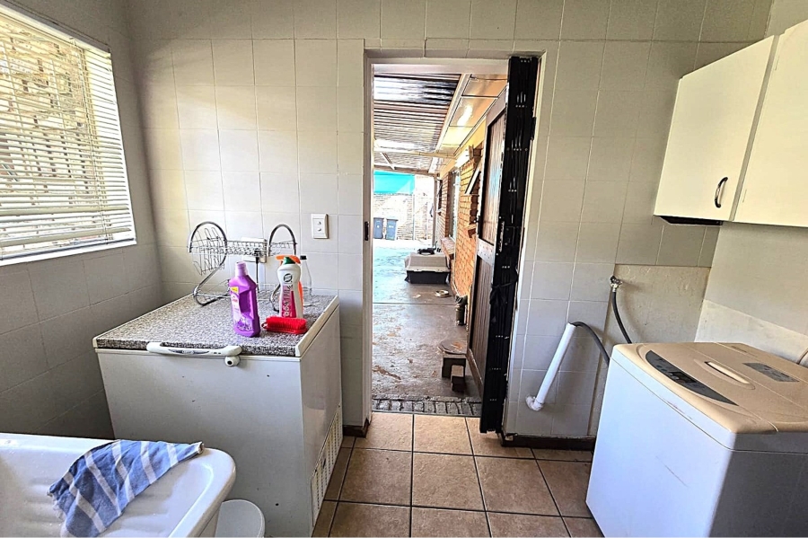 4 Bedroom Property for Sale in Magalieskruin Gauteng