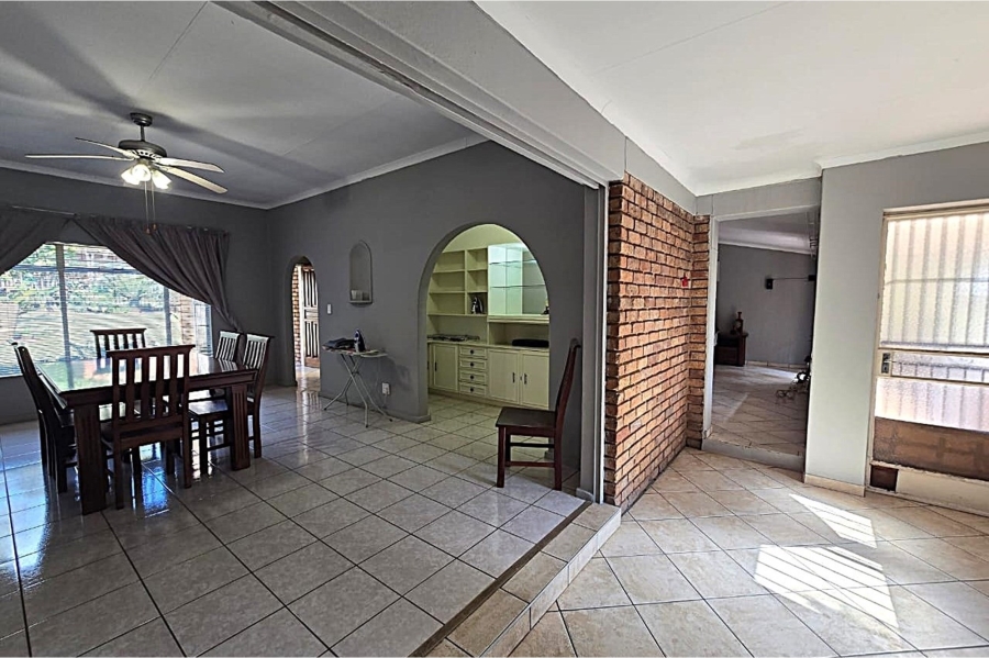 4 Bedroom Property for Sale in Magalieskruin Gauteng