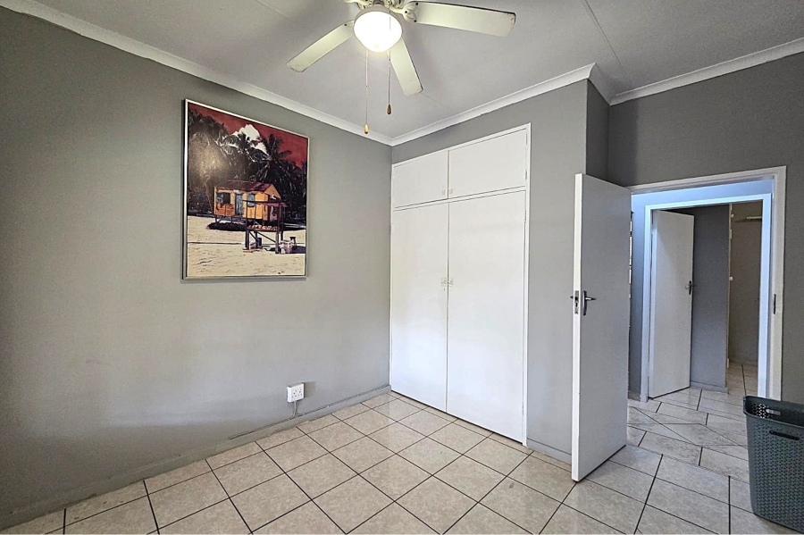 4 Bedroom Property for Sale in Magalieskruin Gauteng