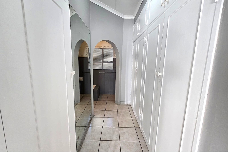 4 Bedroom Property for Sale in Magalieskruin Gauteng