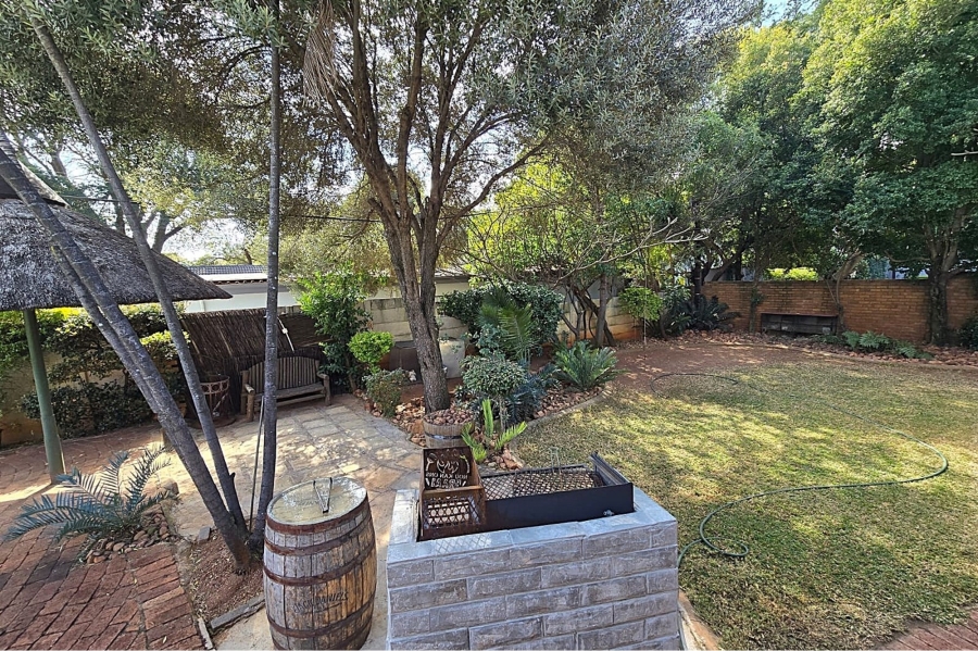 4 Bedroom Property for Sale in Magalieskruin Gauteng