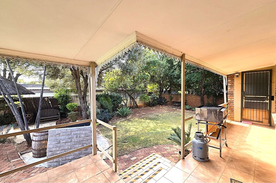 4 Bedroom Property for Sale in Magalieskruin Gauteng